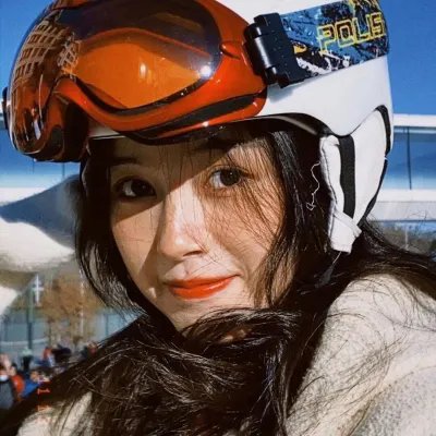 变蝇人国语